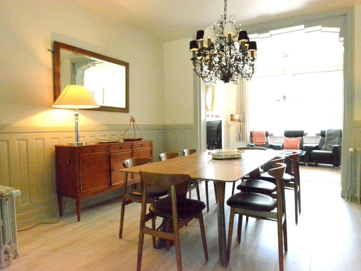 Villa Large Townhouse With Pool Table Bouillon Exterior foto